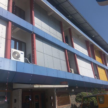 Hotel Malika Residency Ettumanoor Εξωτερικό φωτογραφία