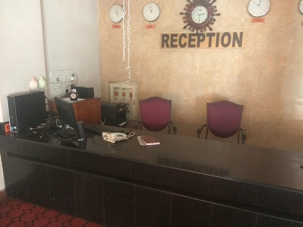 Hotel Malika Residency Ettumanoor Εξωτερικό φωτογραφία