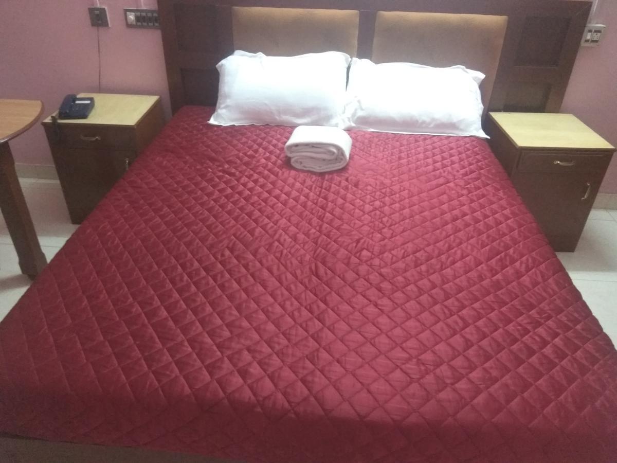 Hotel Malika Residency Ettumanoor Εξωτερικό φωτογραφία